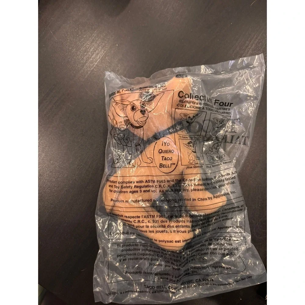 Vintage Taco Bell Talking Chihuahua Plush Toy New Sealed Yo Quiero Taco Bell
